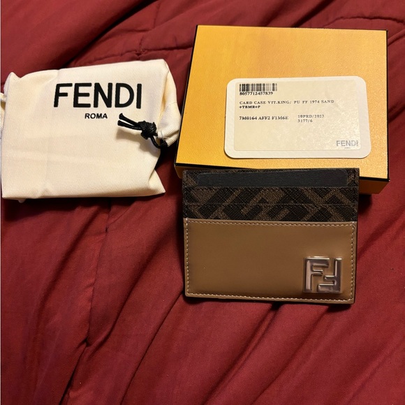 FF Squared Card Holder Beige leather card holder - Picture 4 of 7